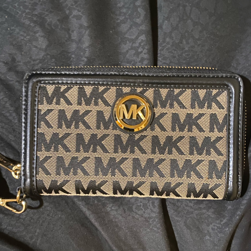 Michael Kors Black and Beige MK Logo Zip Wallet with Wristlet
